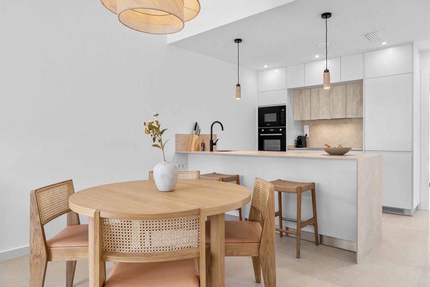 Fertiggestelltes Wohnzimmer, real fotografiert